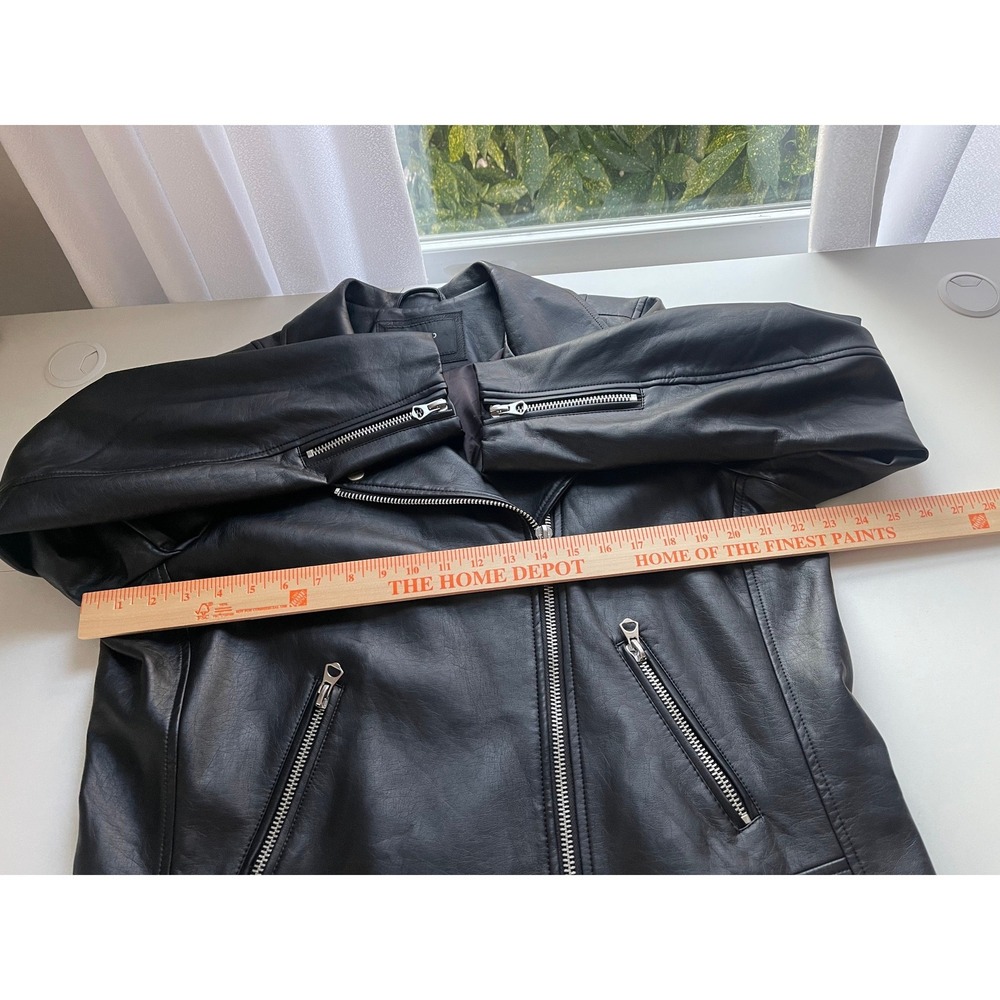 Torrid Womens 2XL Black Faux Leather Moto Biker Jacket Size 2 11991226 - Picture 8 of 10